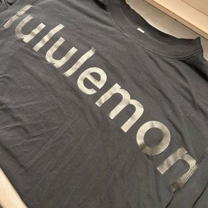 lululemon athletica Black Short Sleeve Tee